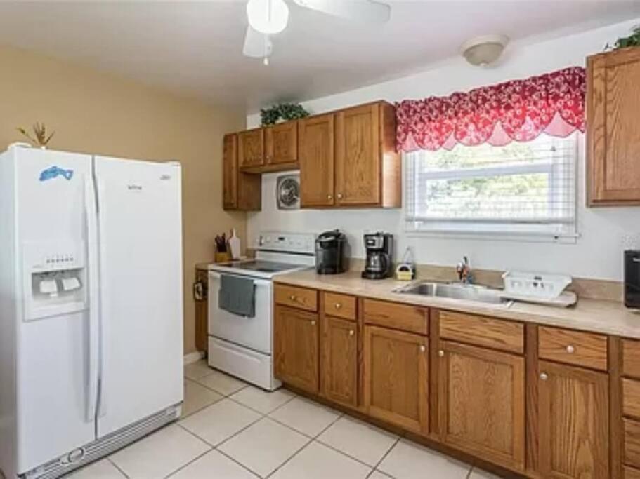 Lovely 1 Bedroom Unit Across From Lido Key Beach Sarasota Exterior photo
